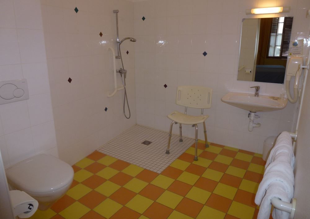 Hotel De Paris Poligny  Eksteriør billede